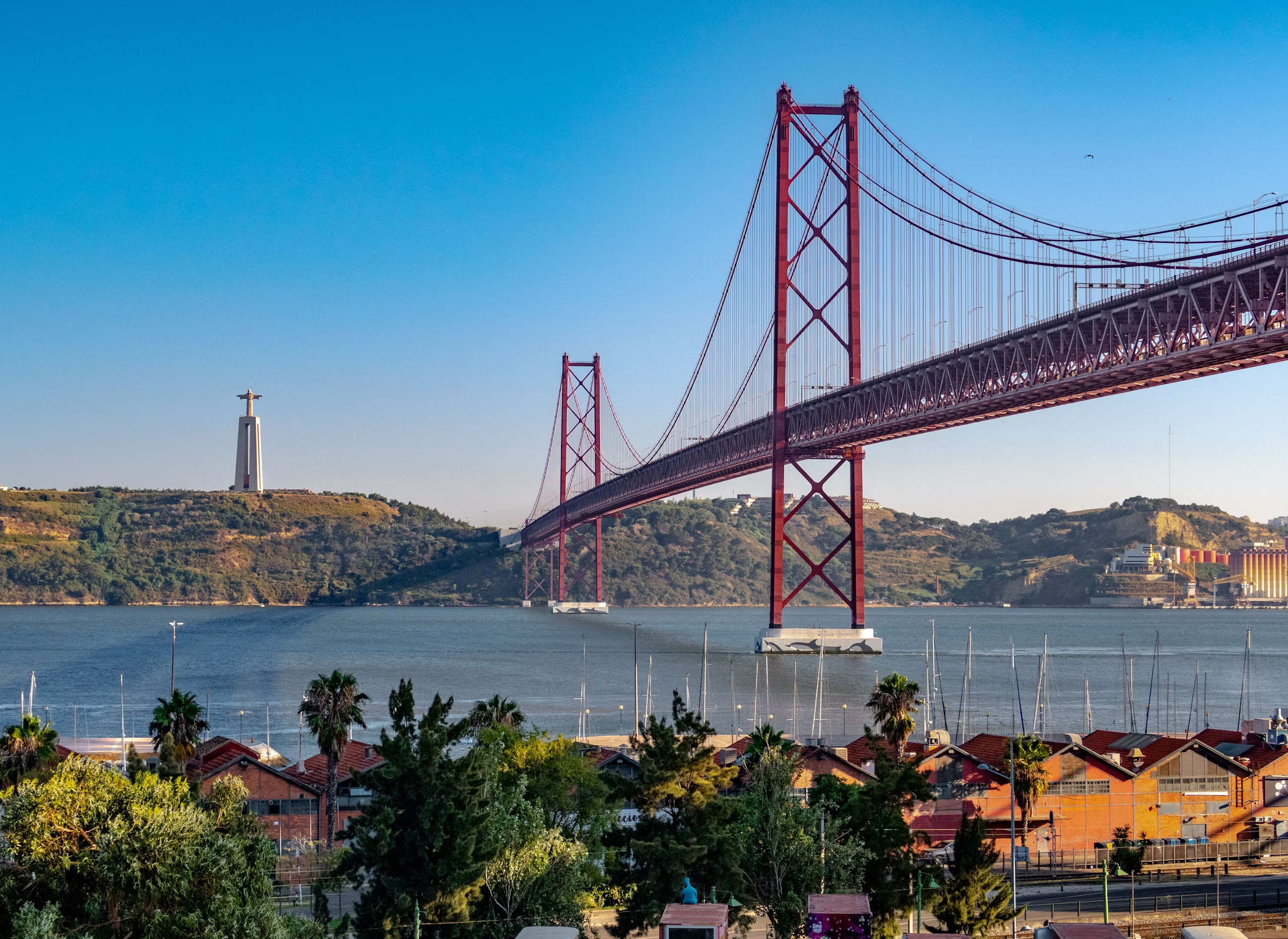 Portuguese real estate market in 2025 is experiencing dynamic growth